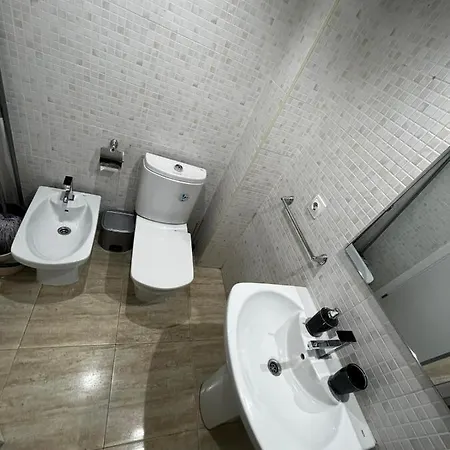 Central Apartment *