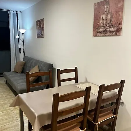 Central Apartment 료렛 드 마르